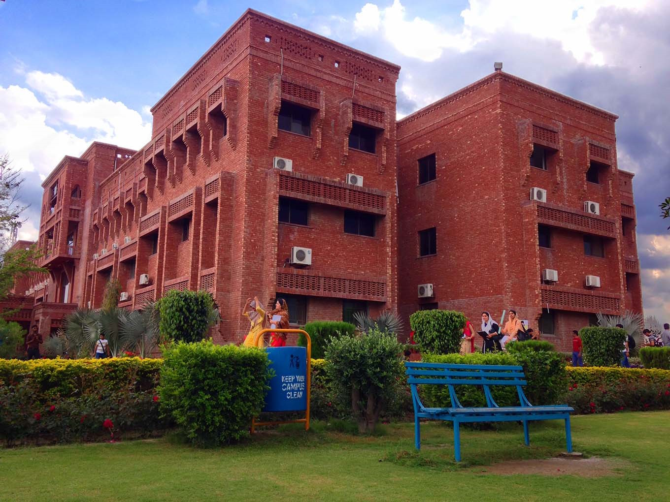 Students Services Center